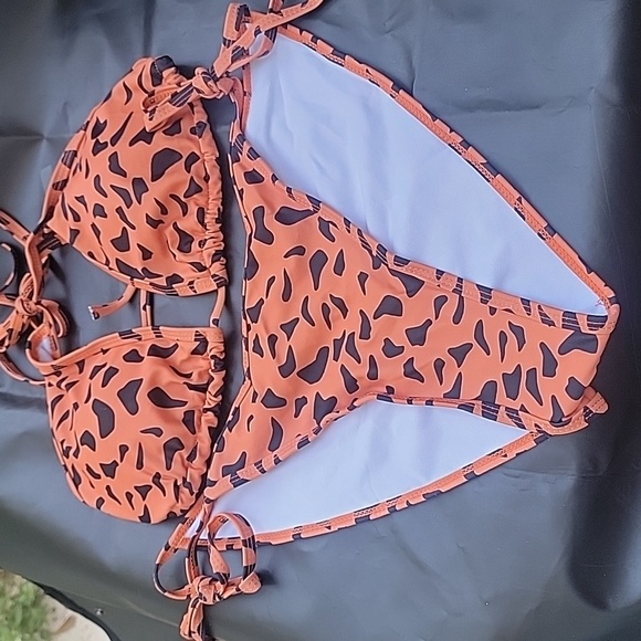 Wilma Flintstone would wear this!! - Picture 1 of 8